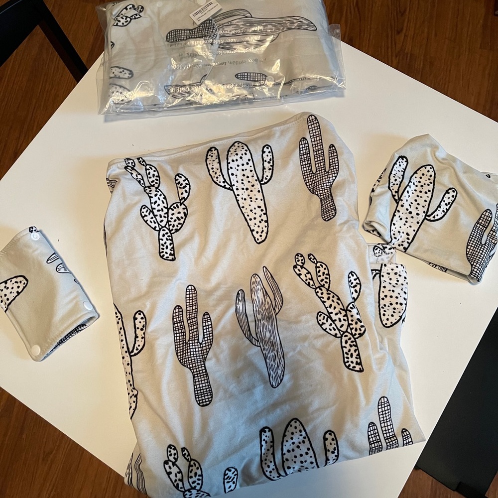 Cactus nursing cover/car seat cover bundle